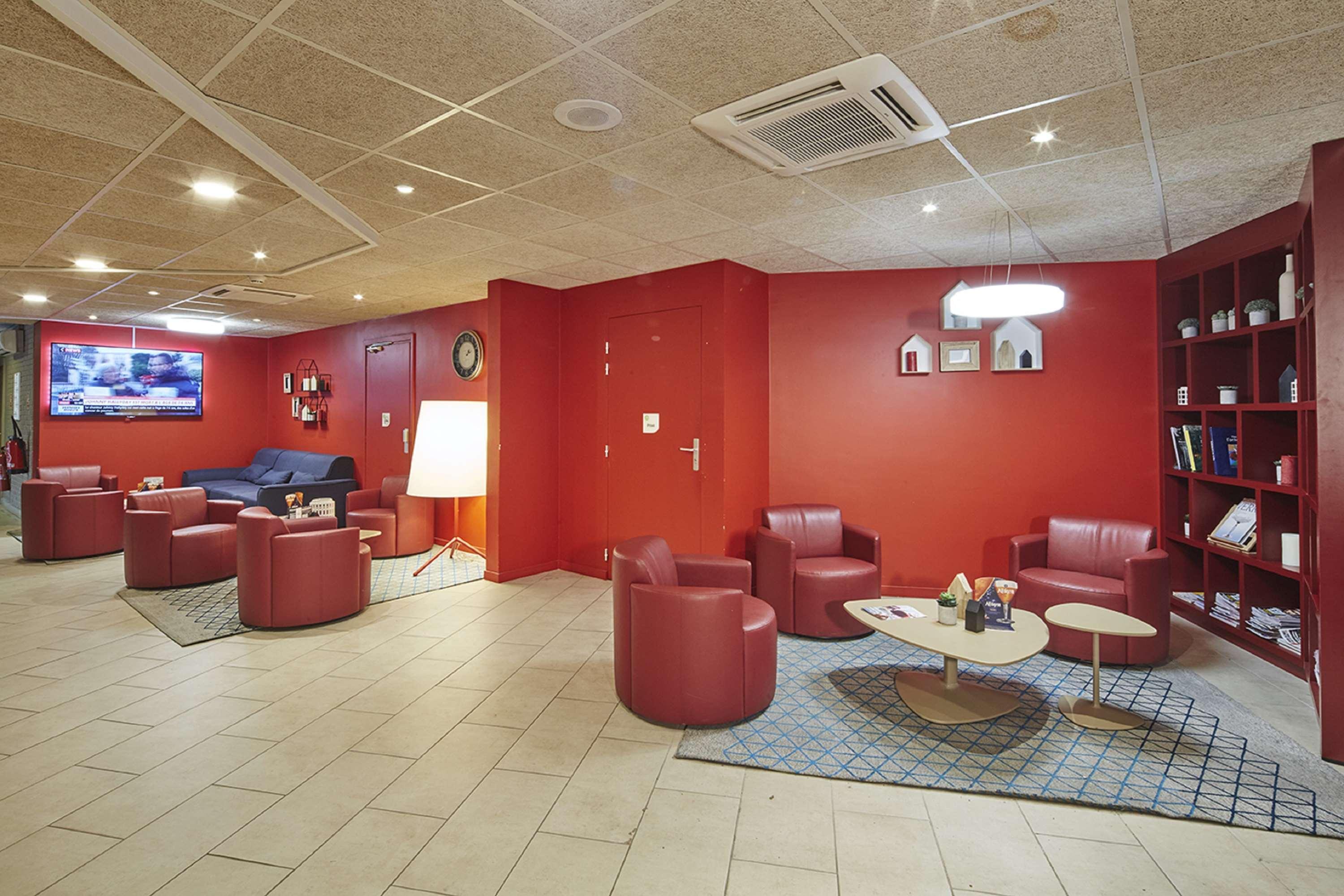 Hotel Campanile Argenteuil Exterior foto